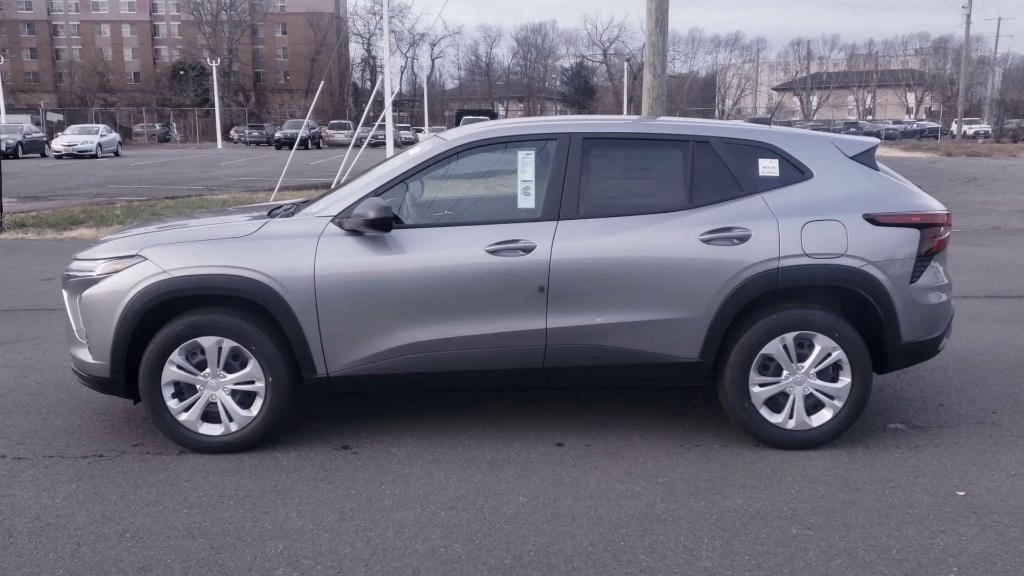 new 2025 Chevrolet Trax car, priced at $20,445