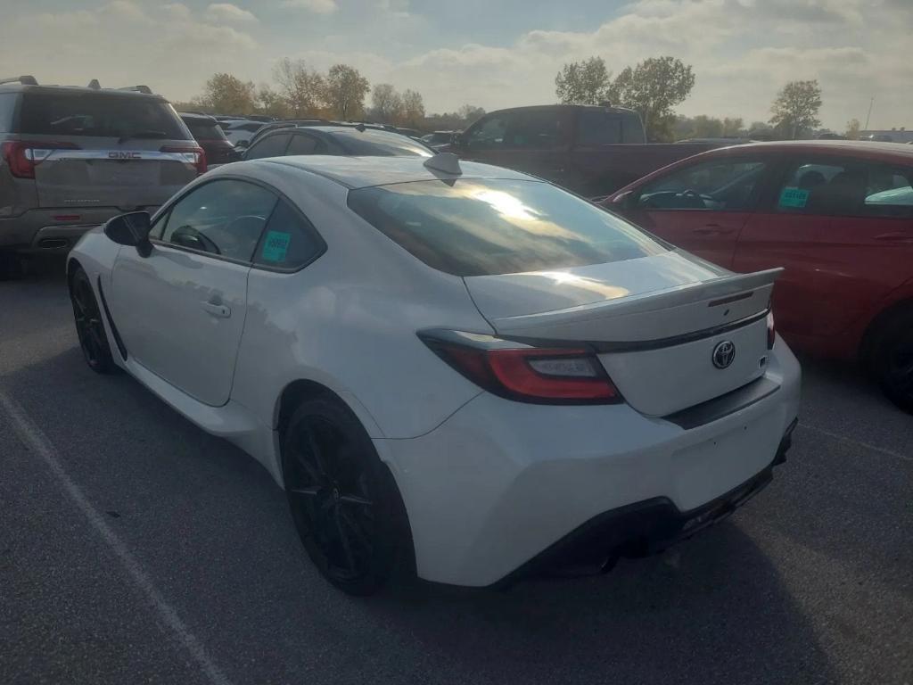 used 2022 Toyota GR86 car, priced at $27,500