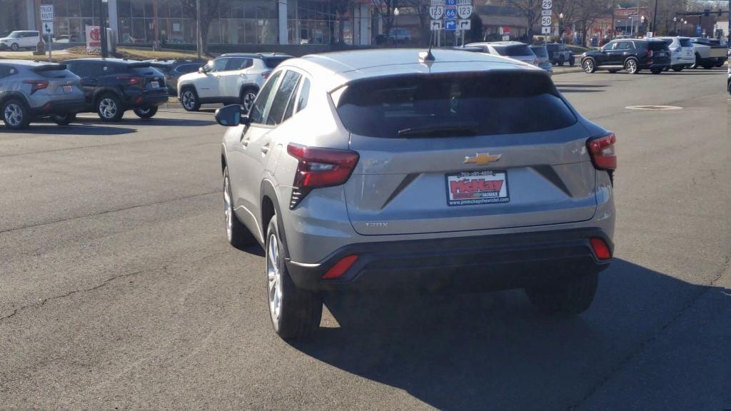 new 2025 Chevrolet Trax car, priced at $20,445