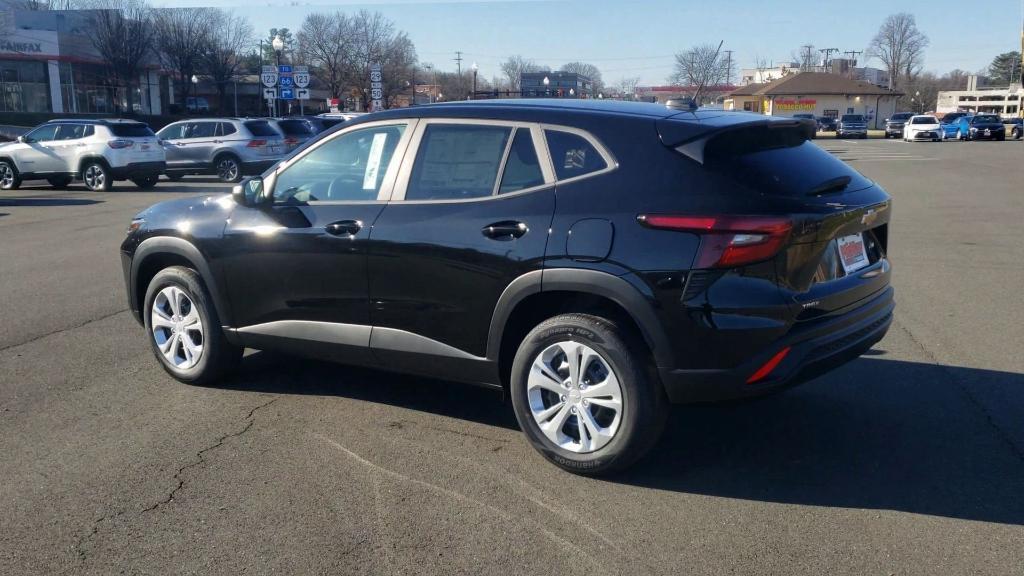 new 2025 Chevrolet Trax car, priced at $20,840