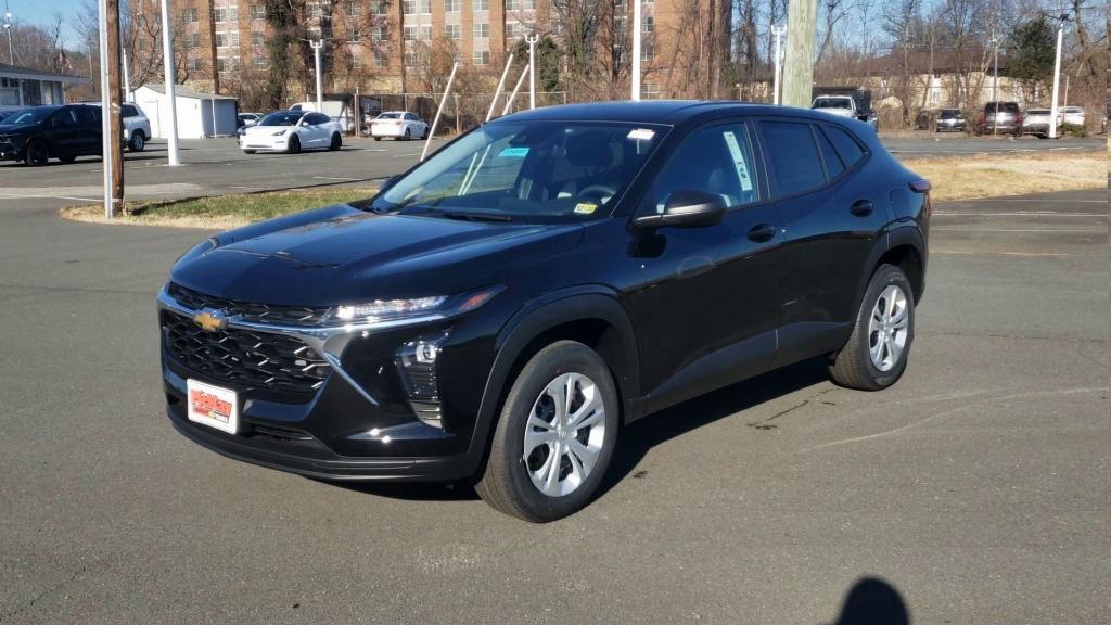 new 2025 Chevrolet Trax car, priced at $20,840