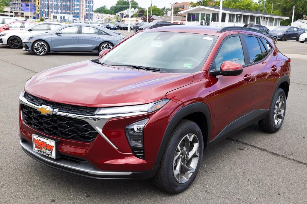 new 2025 Chevrolet Trax car, priced at $22,132