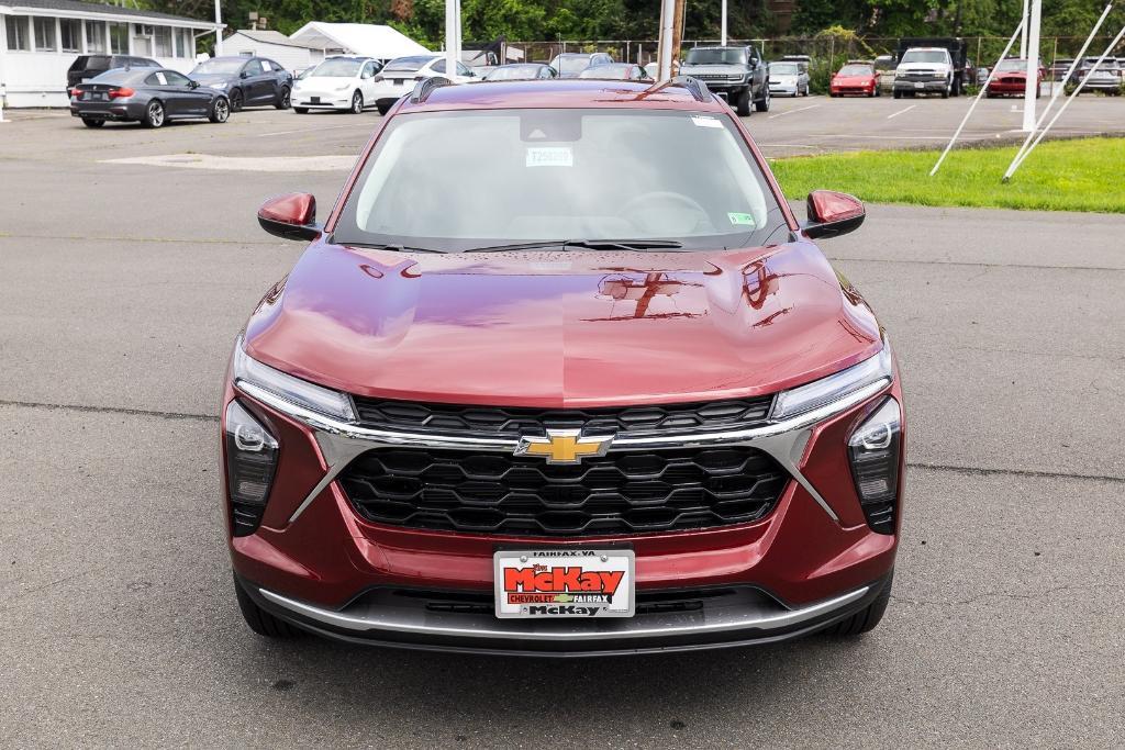 new 2025 Chevrolet Trax car, priced at $22,132