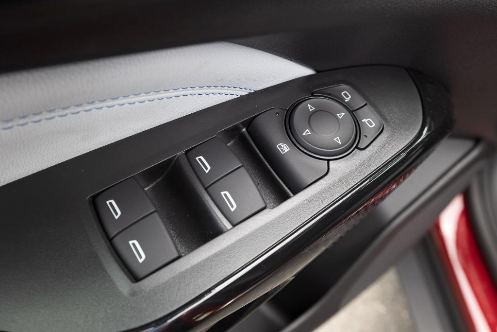 new 2025 Chevrolet Trax car, priced at $22,132