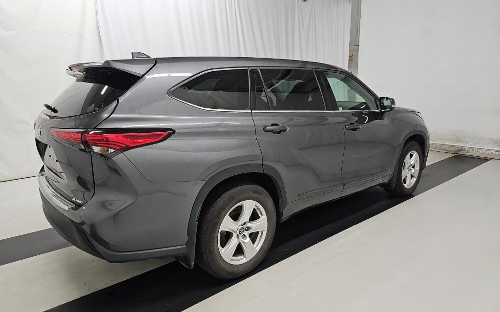 used 2021 Toyota Highlander car, priced at $29,988