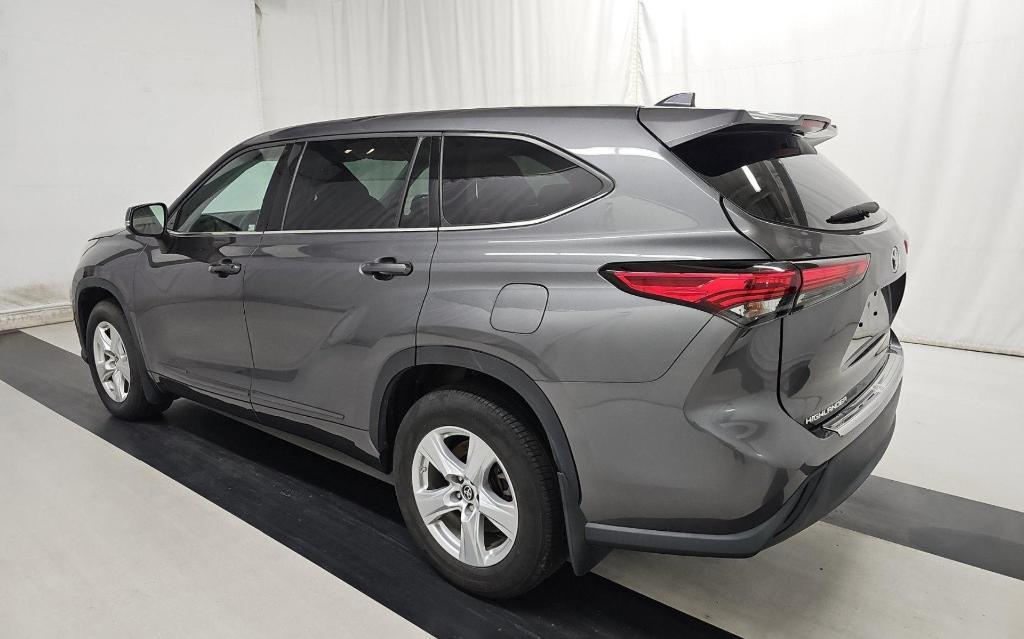 used 2021 Toyota Highlander car, priced at $29,988