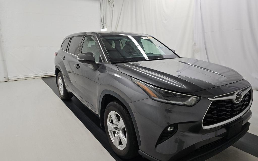 used 2021 Toyota Highlander car, priced at $29,988