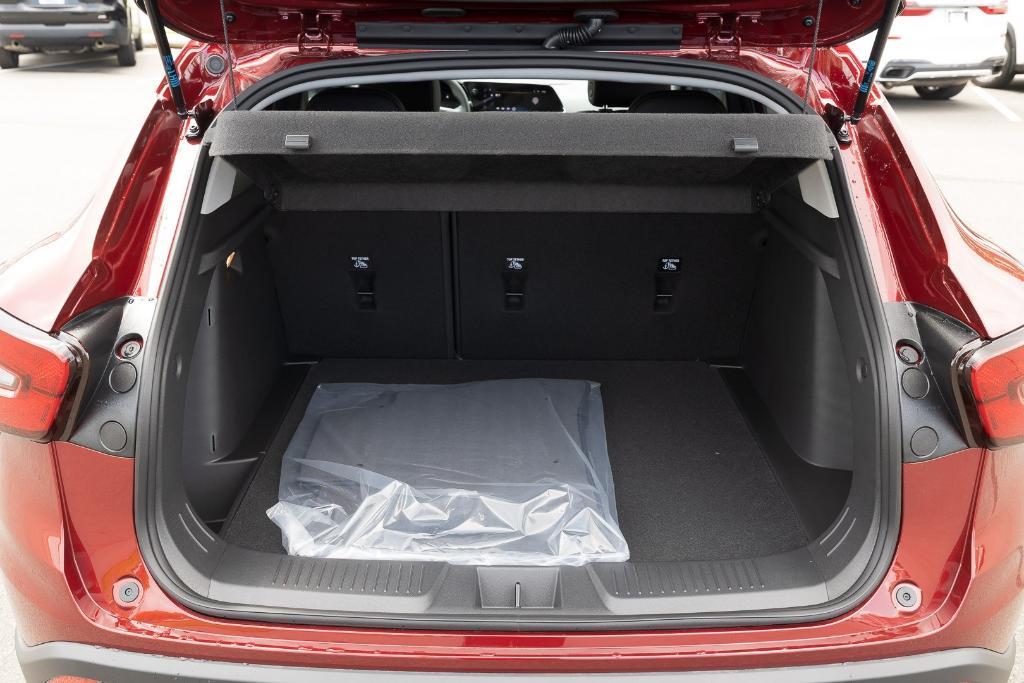 new 2025 Chevrolet Trax car, priced at $22,132