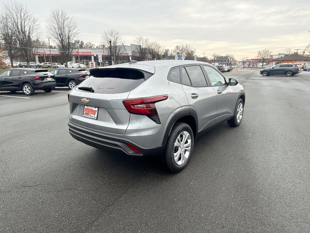 new 2025 Chevrolet Trax car, priced at $20,445