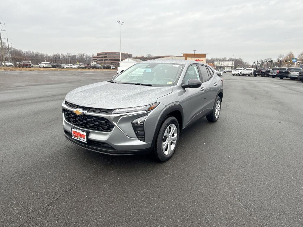 new 2025 Chevrolet Trax car, priced at $20,445