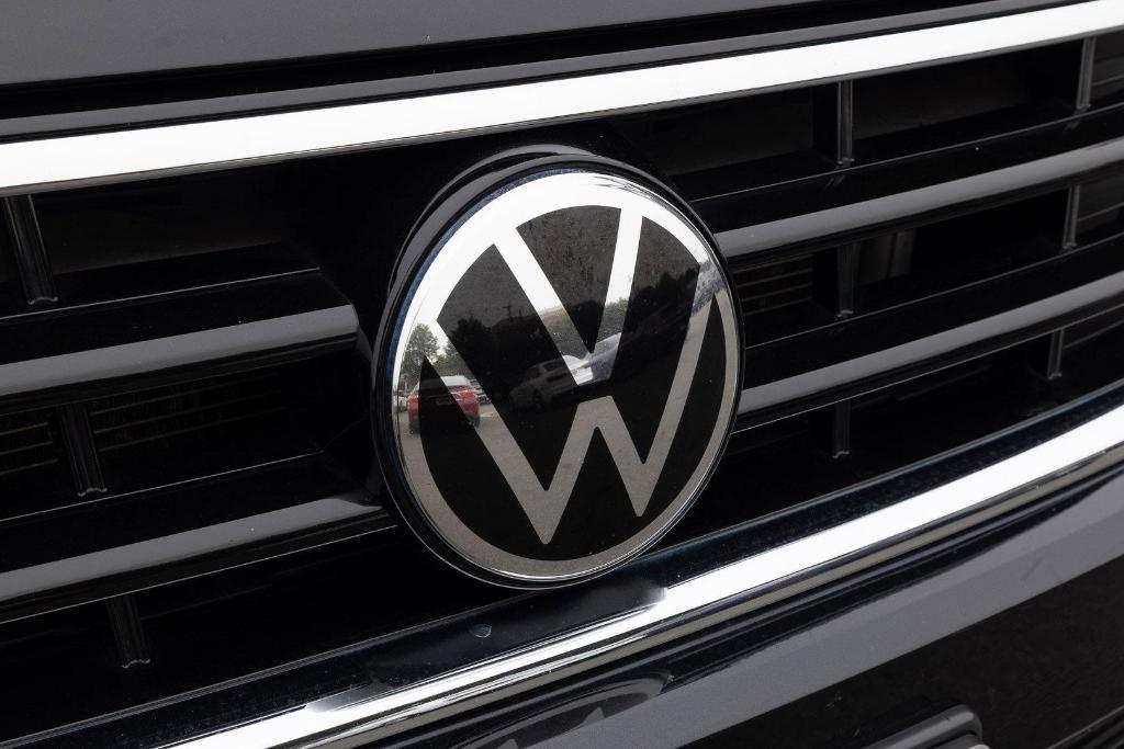 used 2022 Volkswagen Tiguan car, priced at $18,600