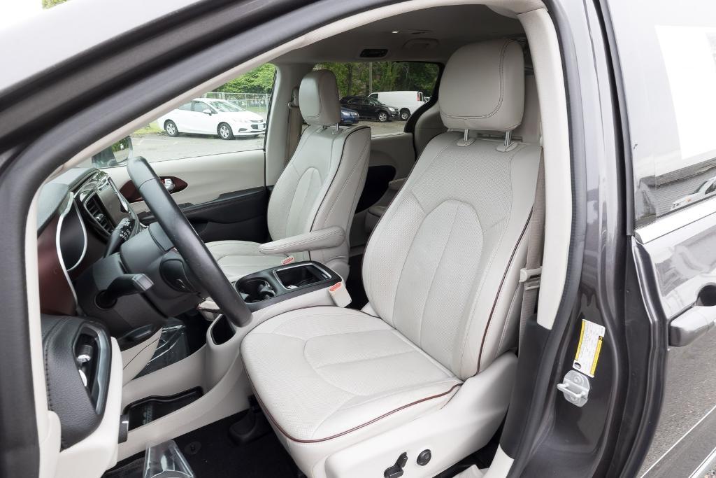 used 2018 Chrysler Pacifica car, priced at $15,984
