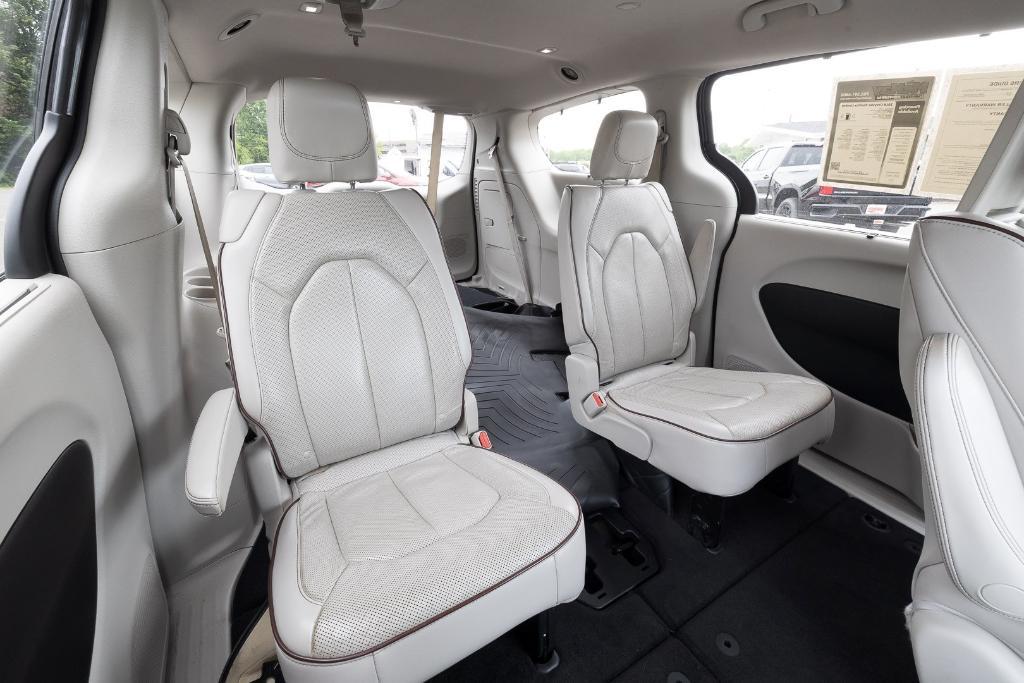 used 2018 Chrysler Pacifica car, priced at $15,984