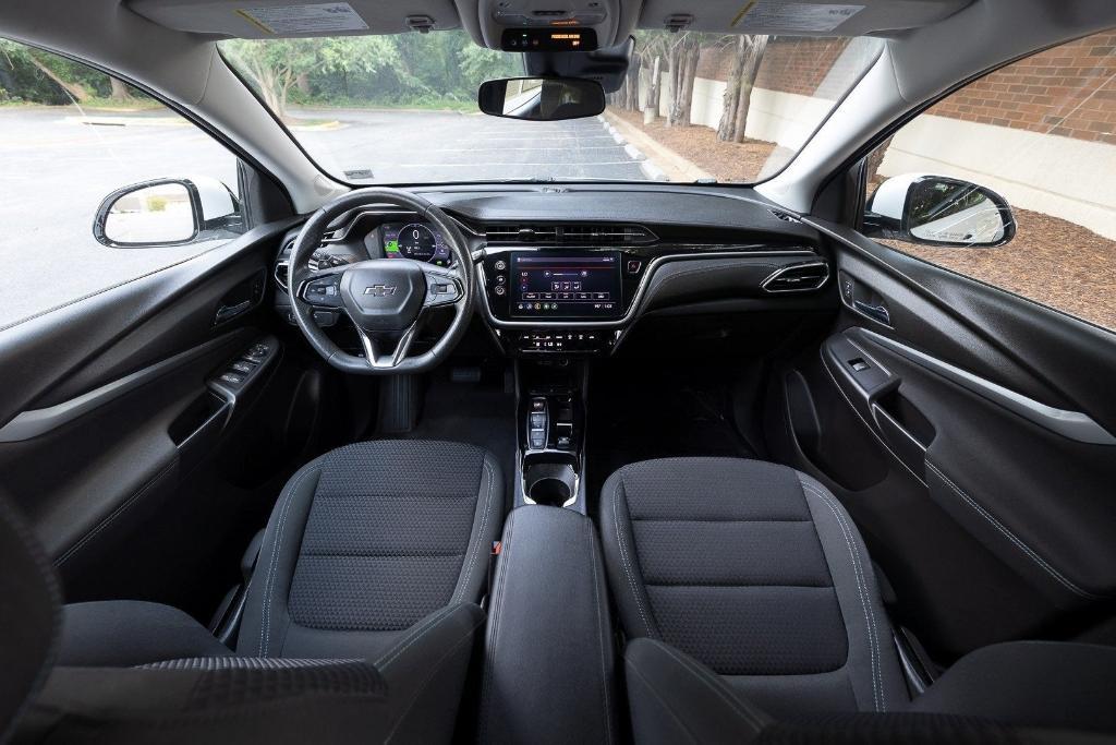 used 2022 Chevrolet Bolt EUV car, priced at $18,400