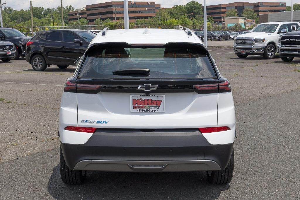 used 2022 Chevrolet Bolt EUV car, priced at $18,400