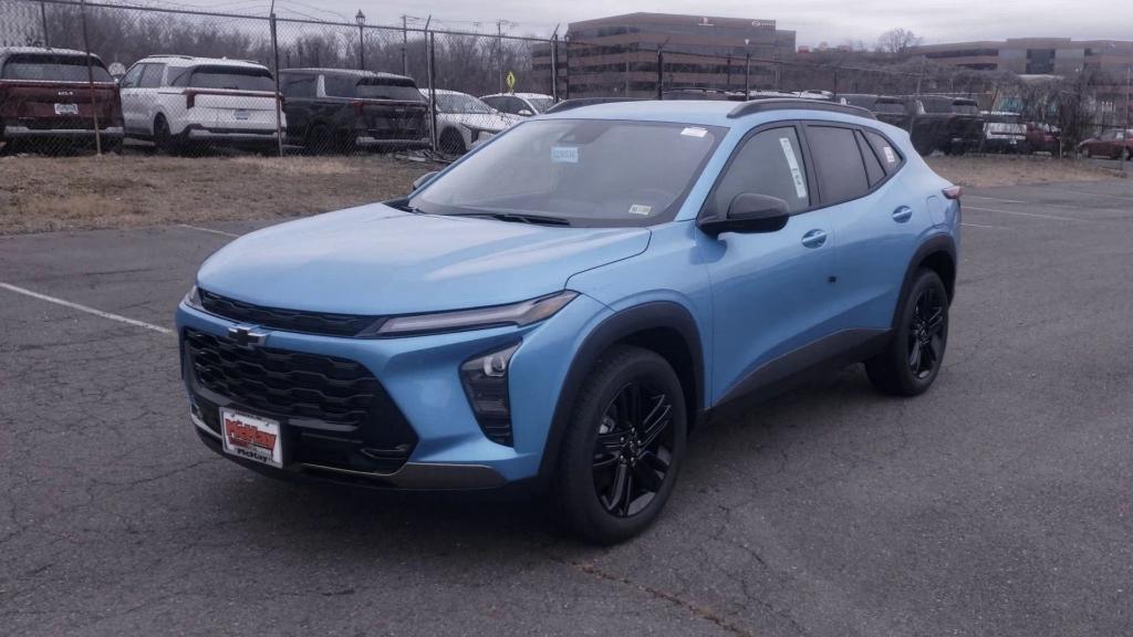 new 2025 Chevrolet Trax car, priced at $25,685