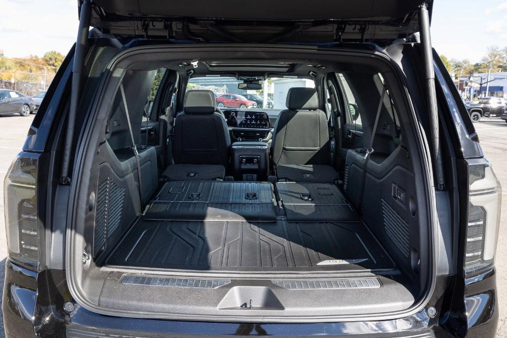 new 2026 Chevrolet Suburban car, priced at $80,000