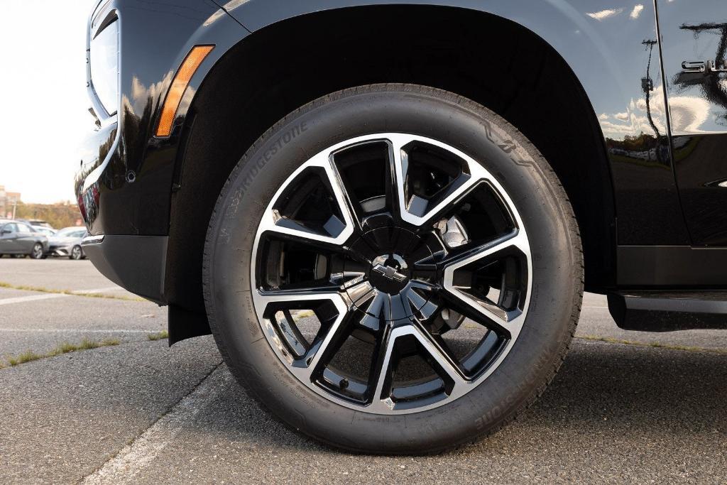 new 2026 Chevrolet Suburban car, priced at $80,000