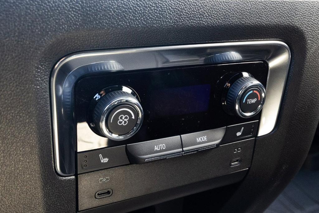 new 2026 Chevrolet Suburban car, priced at $80,000