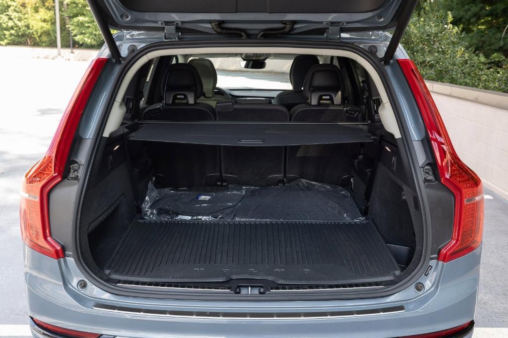 used 2023 Volvo XC90 Recharge Plug-In Hybrid car, priced at $50,000