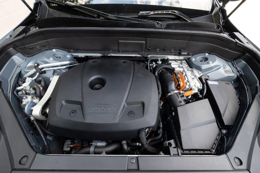 used 2023 Volvo XC90 Recharge Plug-In Hybrid car, priced at $50,000