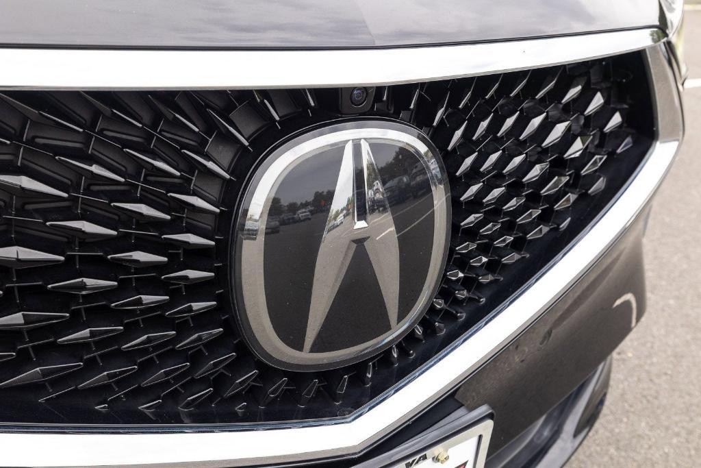 used 2022 Acura MDX car, priced at $37,400