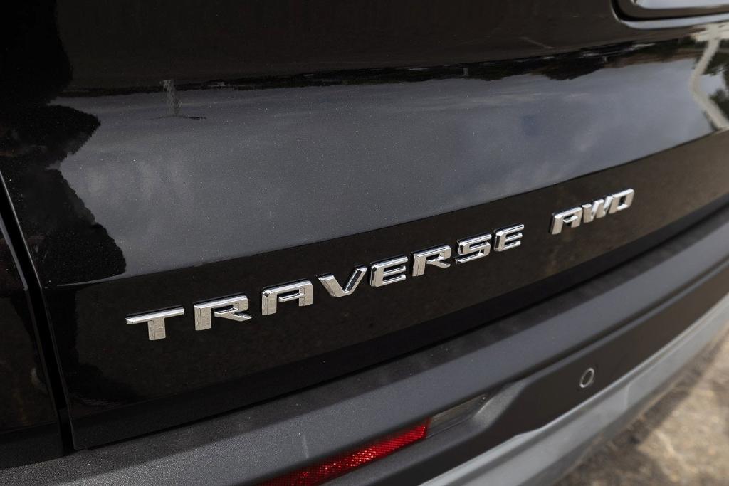new 2025 Chevrolet Traverse car, priced at $48,510