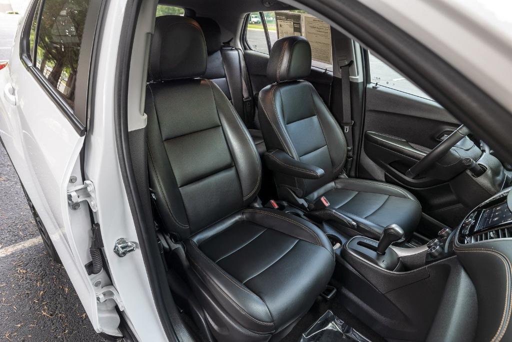 used 2022 Chevrolet Trax car, priced at $18,500