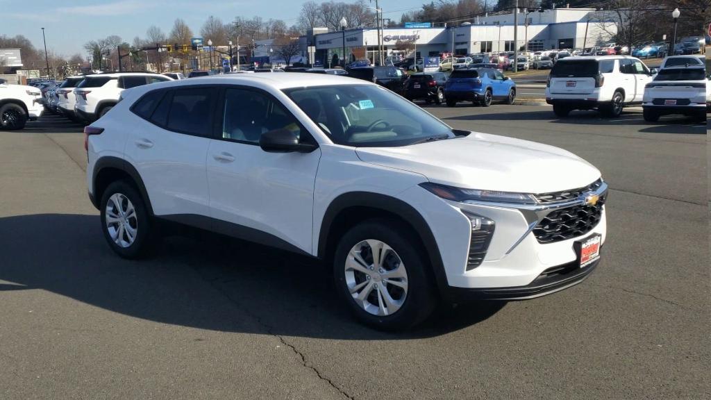 new 2025 Chevrolet Trax car, priced at $20,840