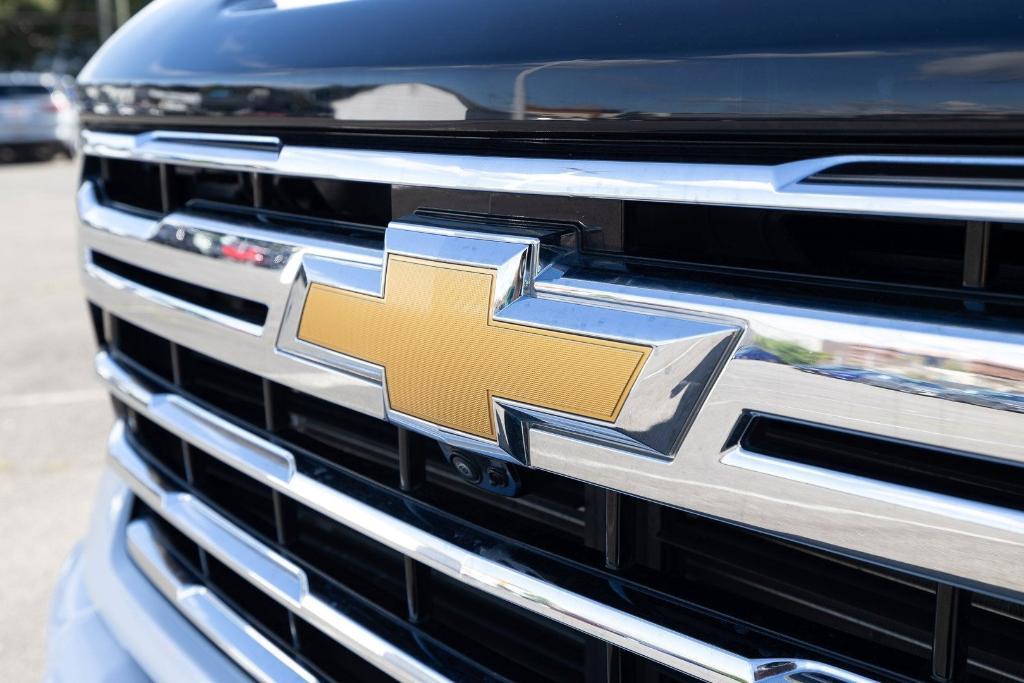used 2024 Chevrolet Silverado 2500 car, priced at $68,000