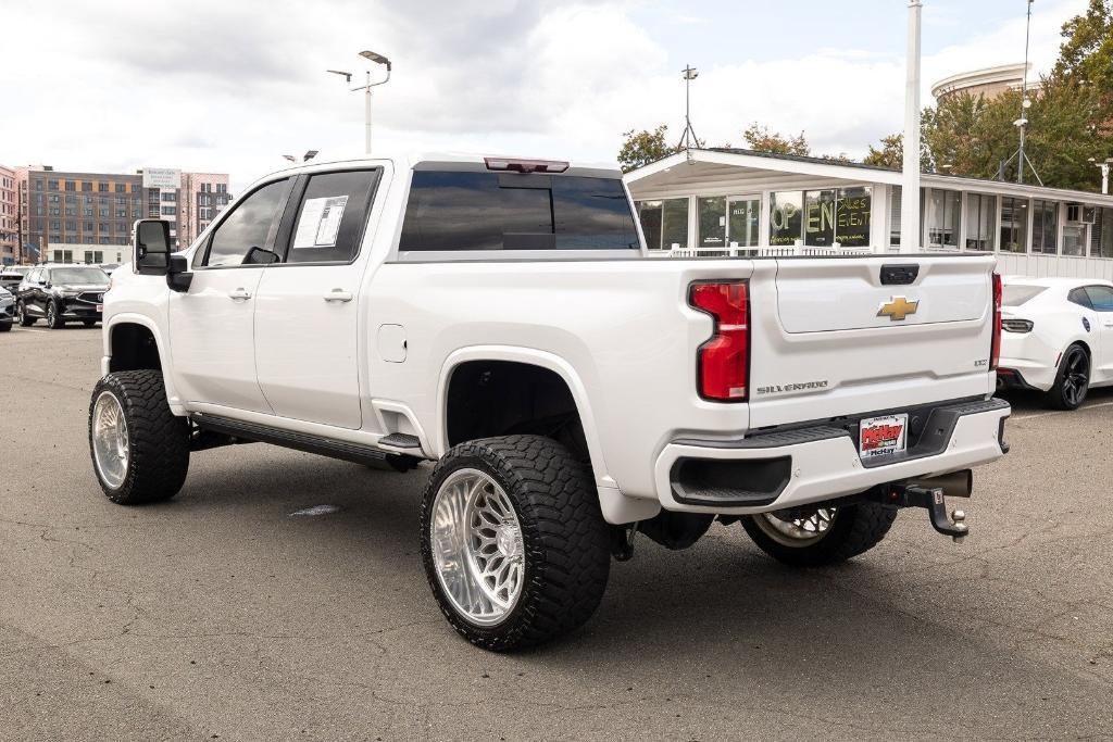 used 2024 Chevrolet Silverado 2500 car, priced at $68,000