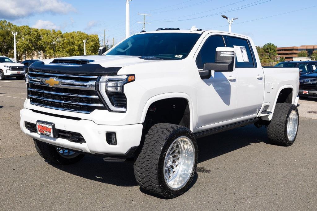 used 2024 Chevrolet Silverado 2500 car, priced at $68,000