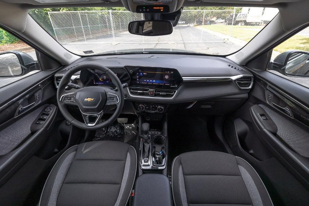 new 2026 Chevrolet TrailBlazer car, priced at $27,500