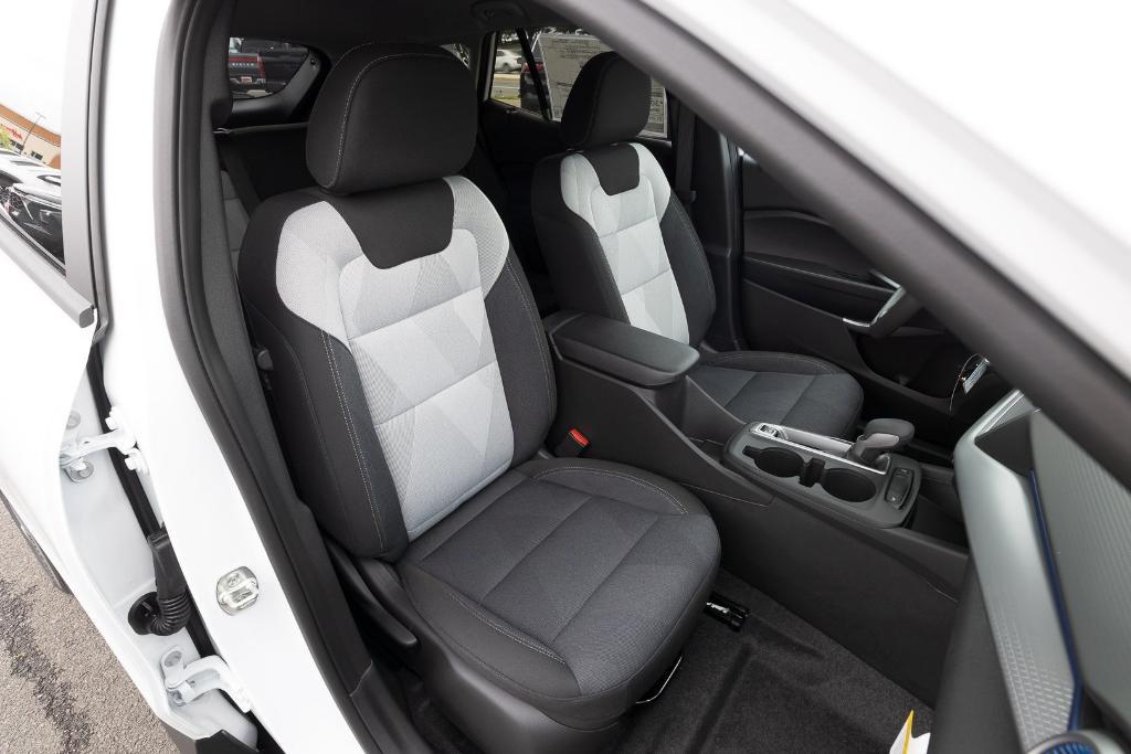 new 2025 Chevrolet Trax car, priced at $20,452