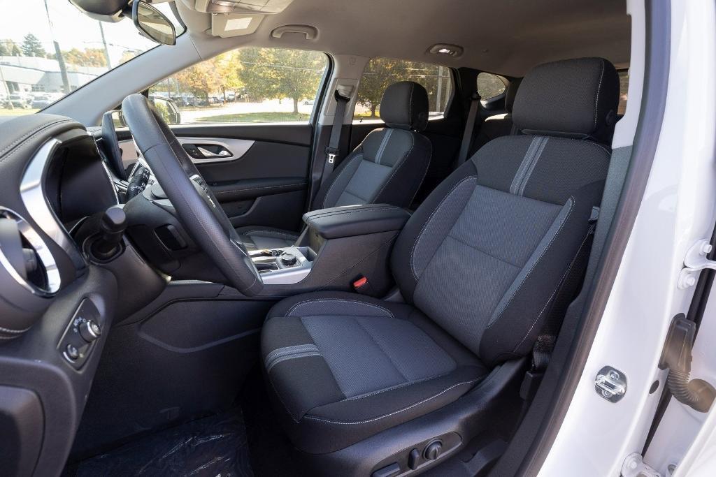 new 2025 Chevrolet Blazer car, priced at $39,380