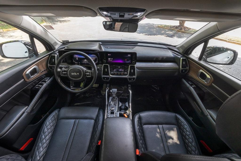 used 2022 Kia Sorento car, priced at $28,000