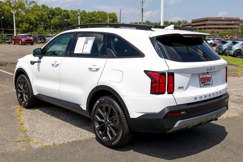 used 2022 Kia Sorento car, priced at $28,000