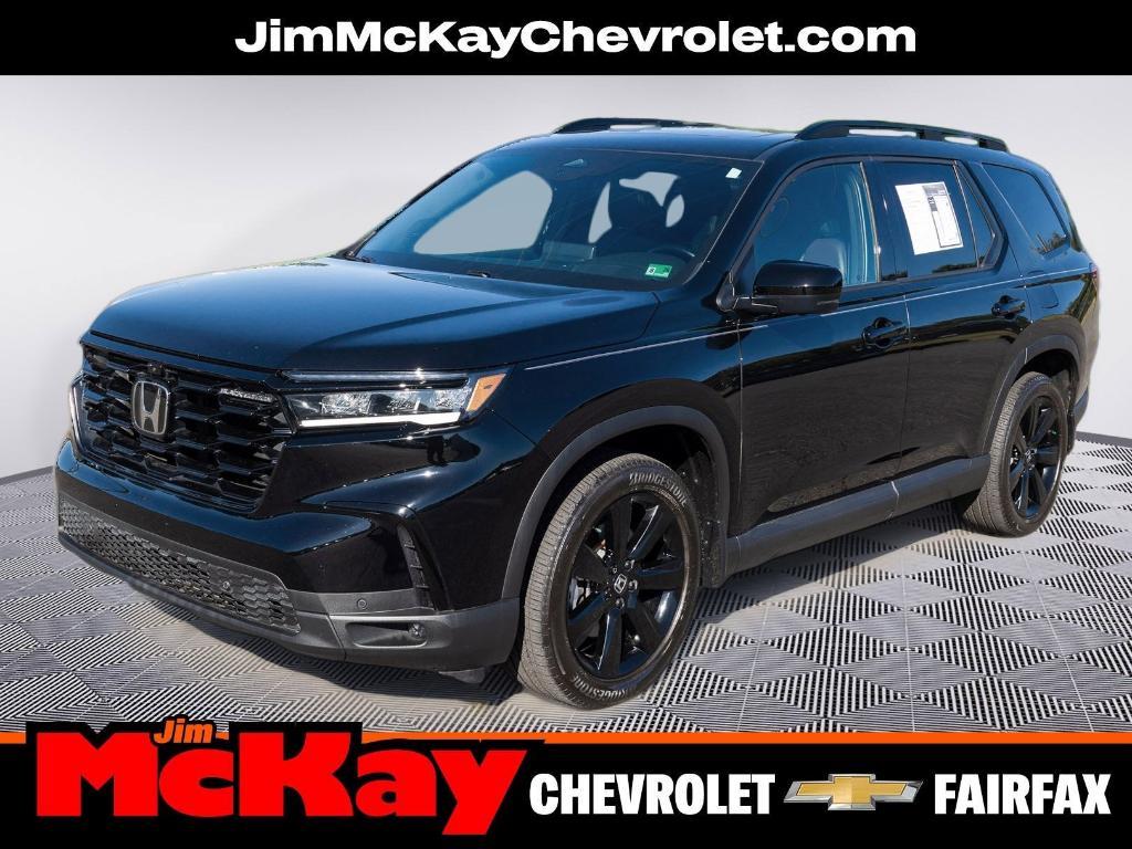used 2025 Honda Pilot car, priced at $44,900