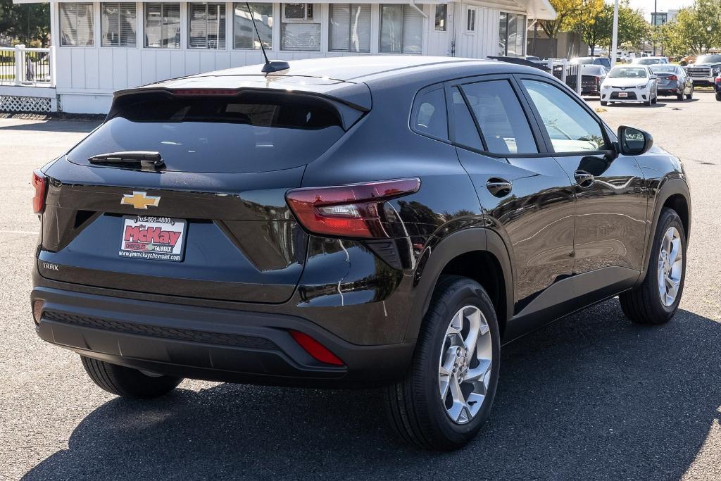 new 2025 Chevrolet Trax car, priced at $21,590