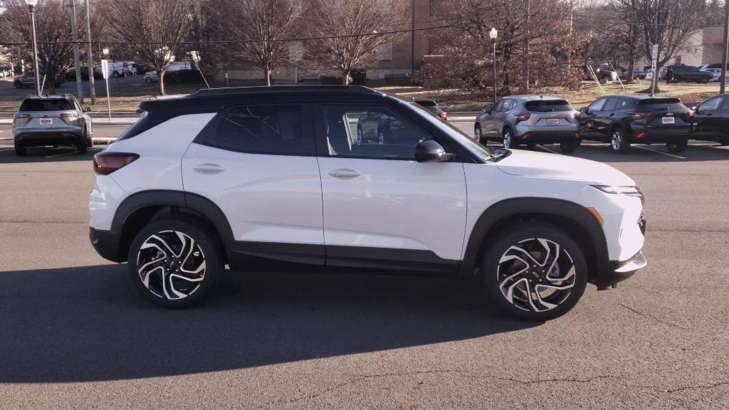 new 2025 Chevrolet TrailBlazer car, priced at $32,380