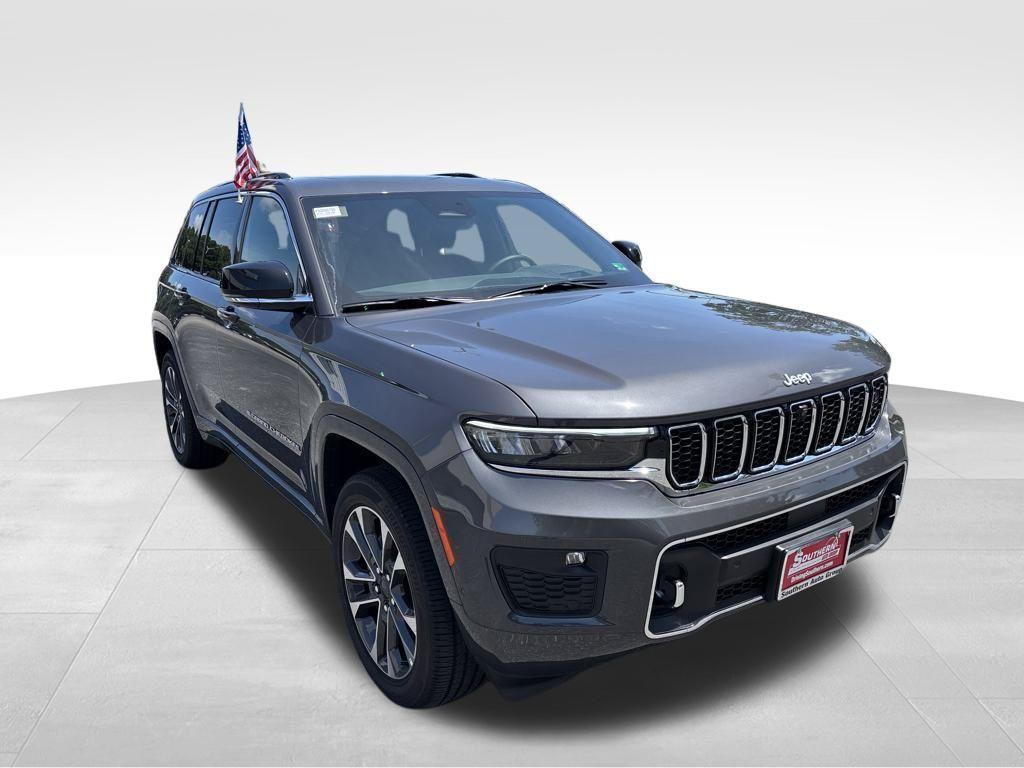 new 2025 Jeep Grand Cherokee car, priced at $59,168