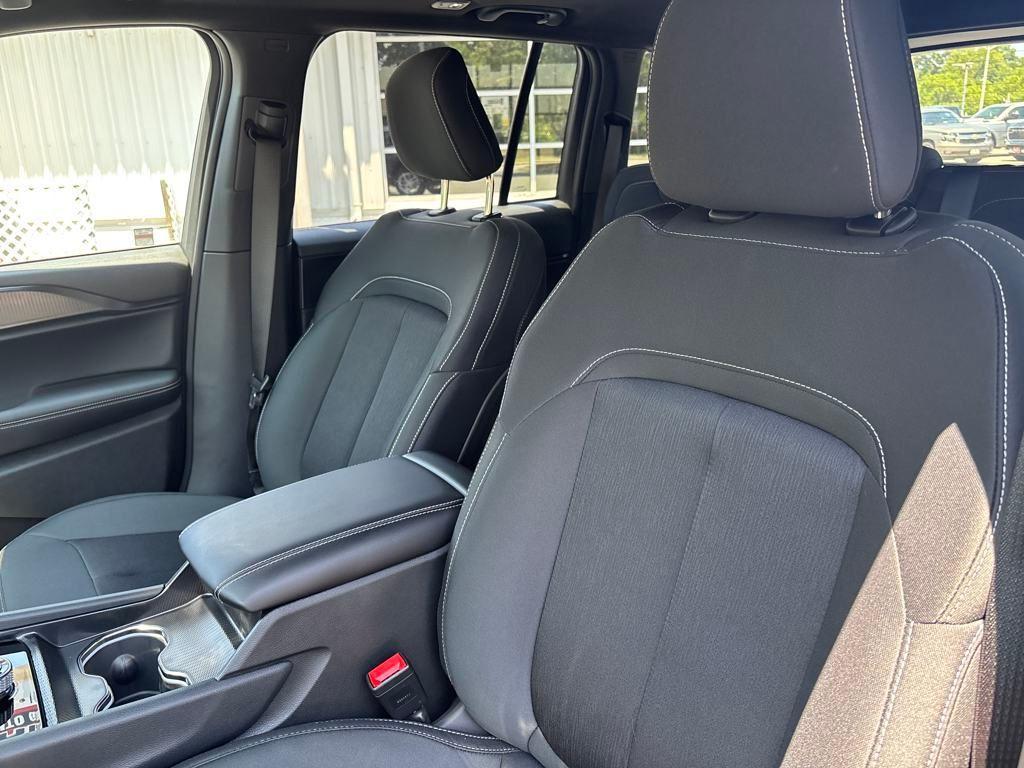 new 2025 Jeep Grand Cherokee car, priced at $35,390