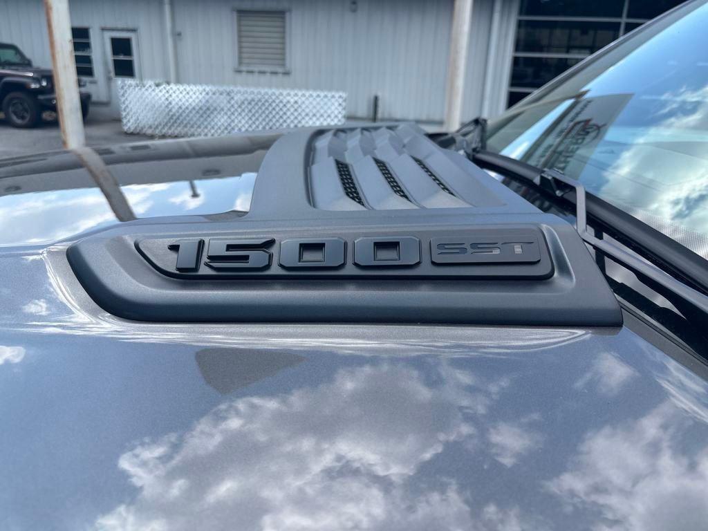 new 2025 Ram 1500 car, priced at $63,025