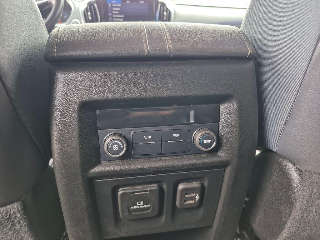 used 2020 Chevrolet Traverse car, priced at $22,390