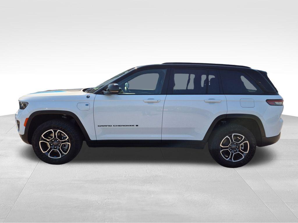 used 2023 Jeep Grand Cherokee 4xe car, priced at $33,294