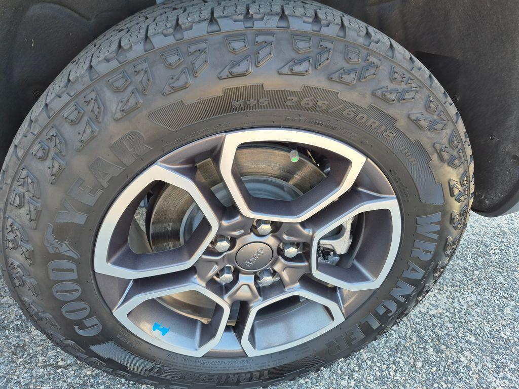 used 2023 Jeep Grand Cherokee 4xe car, priced at $33,294