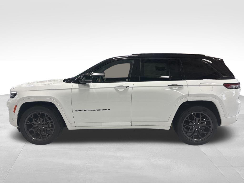 new 2025 Jeep Grand Cherokee car, priced at $62,543