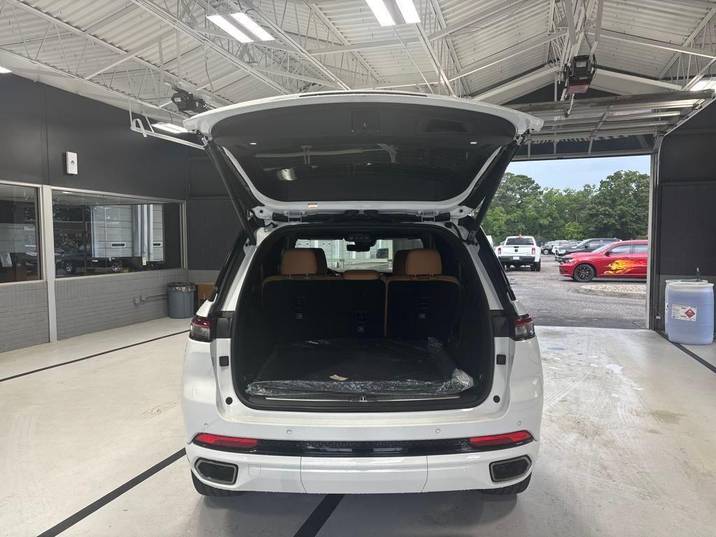 new 2025 Jeep Grand Cherokee car, priced at $62,543