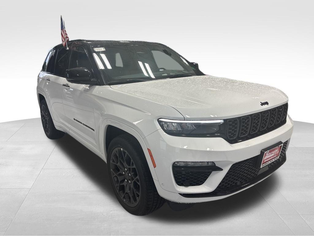 new 2025 Jeep Grand Cherokee car, priced at $62,543