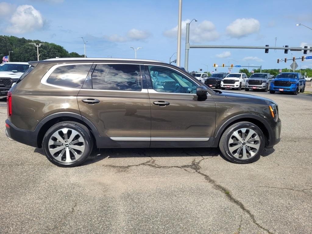 used 2022 Kia Telluride car, priced at $34,138